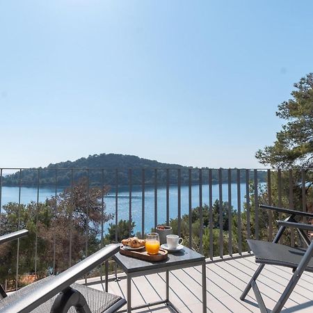 3 Bedroom Amazing Home In Blato Blato  Buitenkant foto
